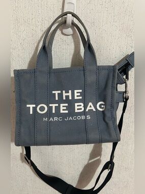 Marc Jacobs The Tote Bag